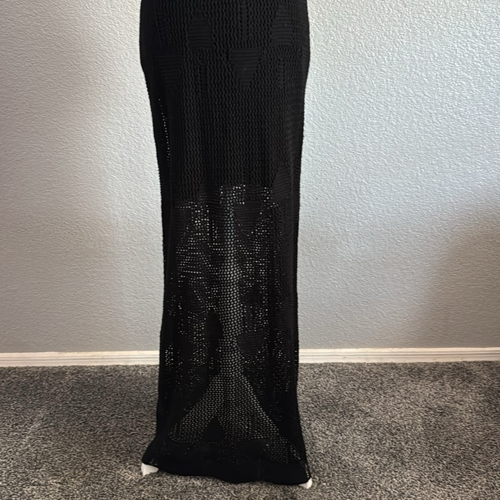 Black Sleeveless V-Neck Crochet Maxi Dress size Large - Picture 4 of 8